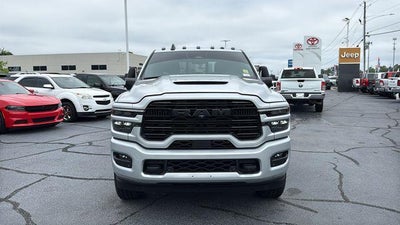 2026 RAM 3500 Laramie Crew Cab 4x4 6'4' Box