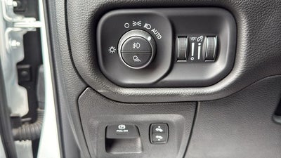 2026 RAM 1500 Big Horn Crew Cab 4x4 5'7' Box