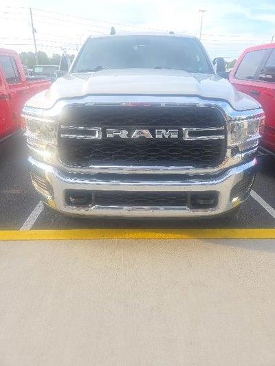 2023 RAM 2500 Tradesman Crew Cab 4x4 6'4' Box