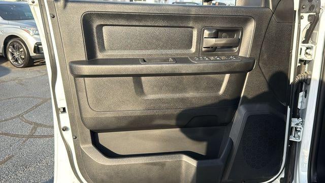 2025 RAM 2500 Tradesman Crew Cab 4x4 6'4' Box