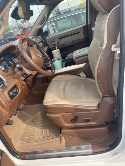 2022 RAM 2500 Laramie Crew Cab 4x4 6'4' Box