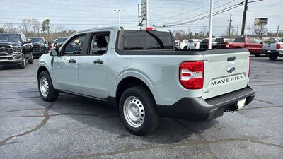 2022 Ford Maverick XL