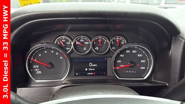 2021 Chevrolet Silverado 1500 2WD Crew Cab Short Bed RST