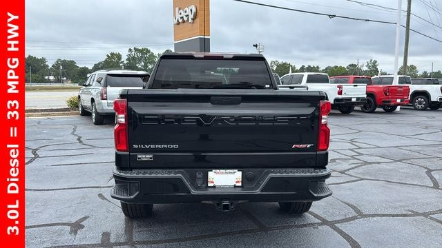 2021 Chevrolet Silverado 1500 2WD Crew Cab Short Bed RST