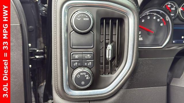 2021 Chevrolet Silverado 1500 2WD Crew Cab Short Bed RST