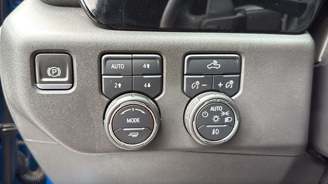 2022 Chevrolet Silverado 1500 4WD Crew Cab Short Bed LT Trail Boss