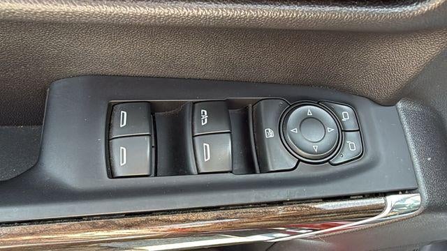 2022 Chevrolet Silverado 1500 LTD 4WD Crew Cab Short Bed LT