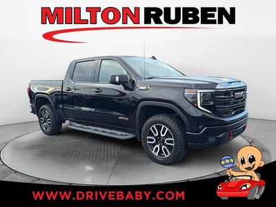 2023 GMC Sierra 1500 4WD Crew Cab Short Box AT4