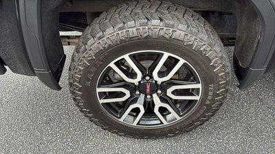 2023 GMC Sierra 1500 4WD Crew Cab Short Box AT4