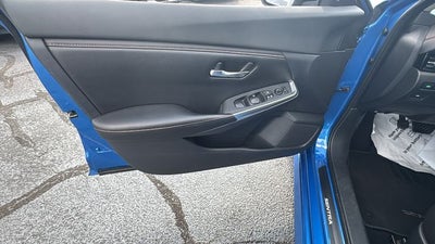 2022 Nissan Sentra SR Xtronic CVT