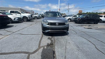 2022 Volkswagen Tiguan 2.0T SE R-Line Black