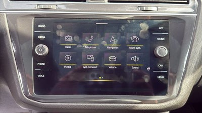 2022 Volkswagen Tiguan 2.0T SE R-Line Black