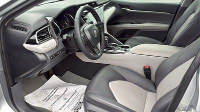 2020 Toyota Camry XLE Hybrid