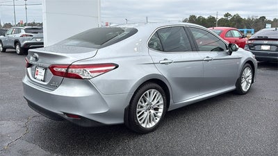 2020 Toyota Camry XLE Hybrid