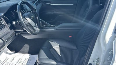 2022 Toyota Camry SE Nightshade Edition