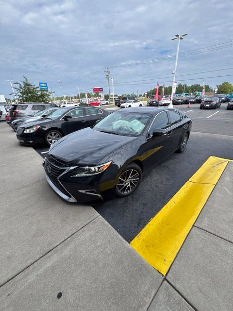 2016 Lexus ES