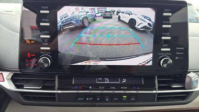 2022 Toyota Sienna LE
