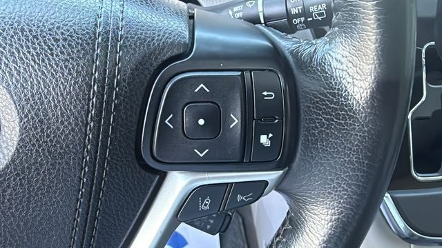 2018 Toyota Sienna XLE 8 Passenger