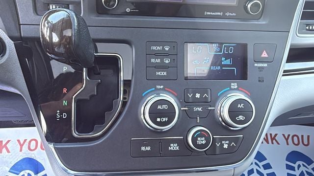 2018 Toyota Sienna XLE 8 Passenger