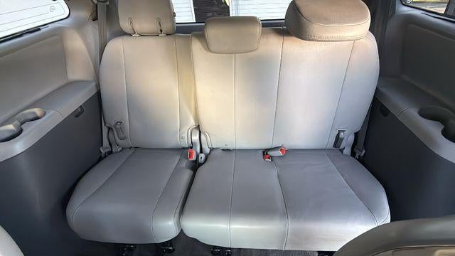 2018 Toyota Sienna XLE 8 Passenger