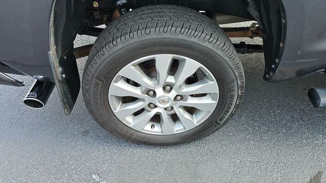 2017 Toyota Tundra Limited 5.7L V8