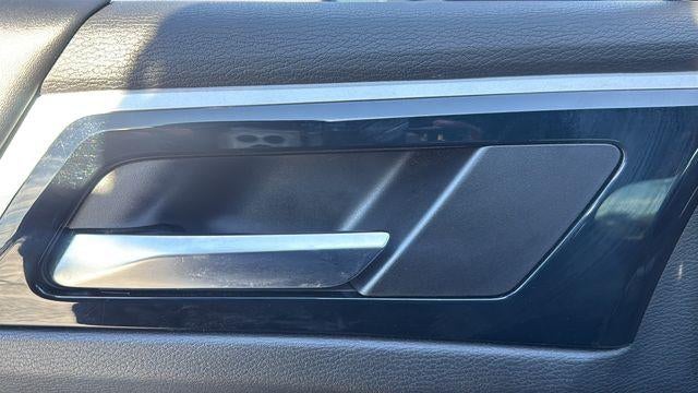 2022 Mitsubishi Outlander Base