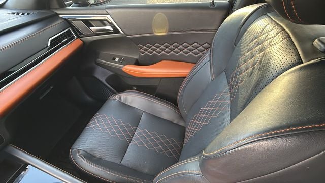 2024 Mitsubishi Outlander Base
