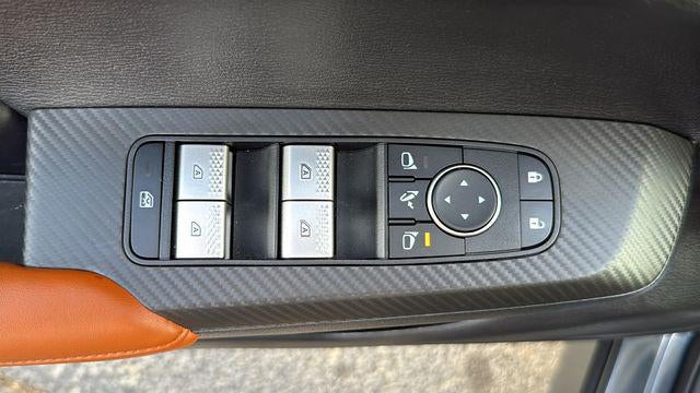 2024 Mitsubishi Outlander Base