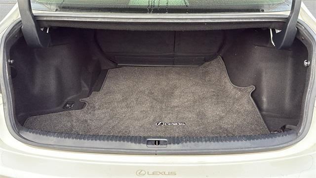 2016 Lexus IS 200t 200t