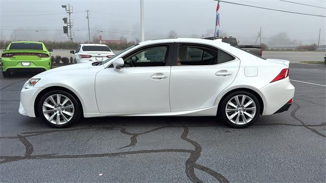 2016 Lexus IS 200t 200t