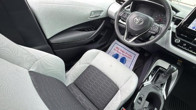 2025 Toyota Corolla Hatchback SE