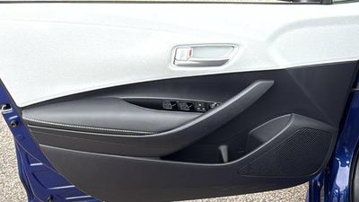 2025 Toyota Corolla Hatchback SE
