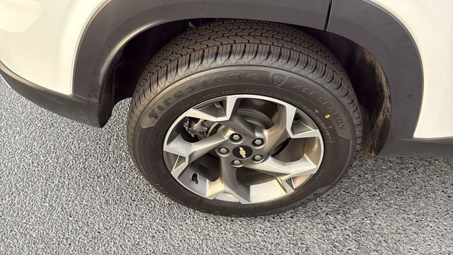 2025 Chevrolet Trax FWD LT