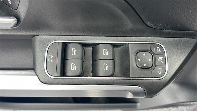 2024 Mercedes-Benz GLB 250 4MATIC®