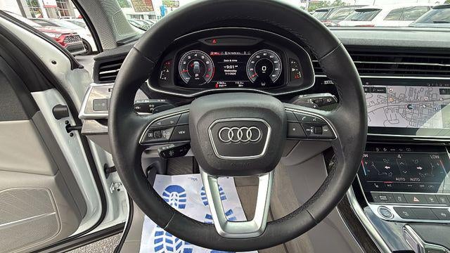 2022 Audi Q7 Premium Plus 45 TFSI quattro Tiptronic