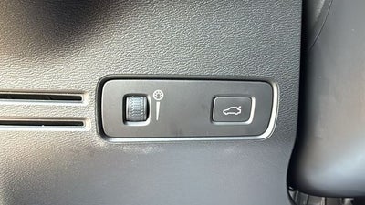 2020 Volvo XC40 T5 R-Design