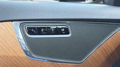 2023 Volvo XC90 B5 Plus