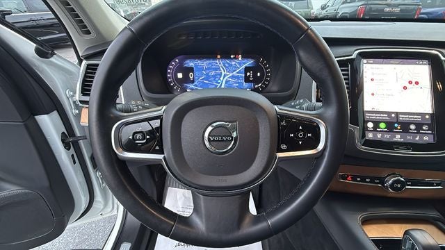 2023 Volvo XC90 B5 Plus