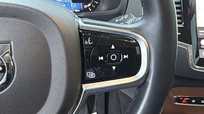 2023 Volvo XC90 B5 Plus
