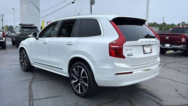 2023 Volvo XC90 B5 Plus
