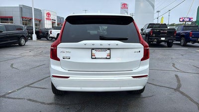 2023 Volvo XC90 B5 Plus