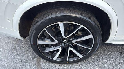2023 Volvo XC90 B5 Plus