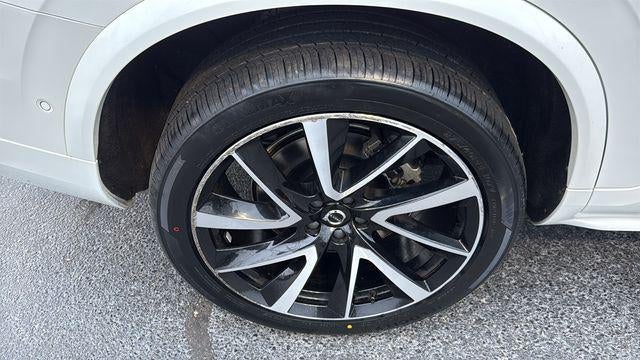 2023 Volvo XC90 B5 Plus