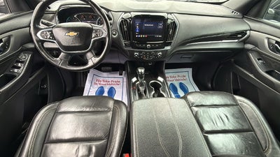 2022 Chevrolet Traverse LT Leather