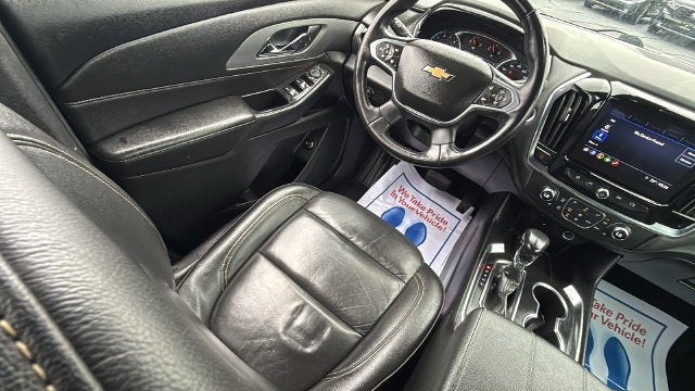 2022 Chevrolet Traverse LT Leather