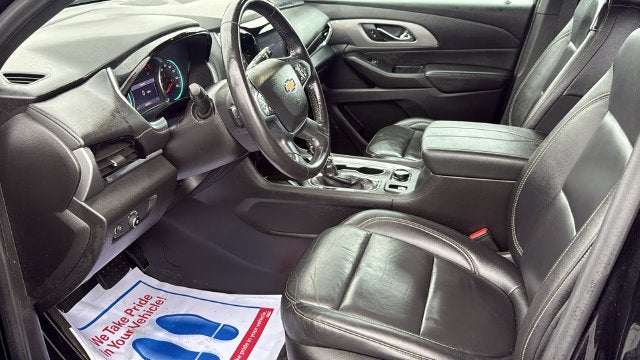 2022 Chevrolet Traverse LT Leather