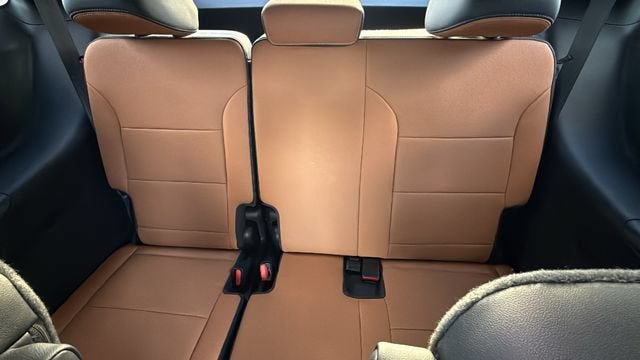 2027 Chevrolet Traverse Z71 - Photo 11