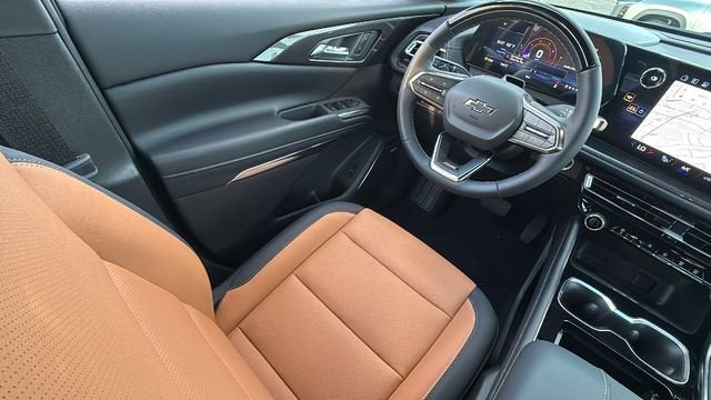 2027 Chevrolet Traverse Z71 - Photo 15