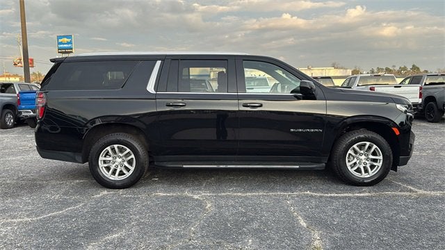 2024 Chevrolet Suburban LT