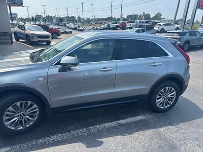 2025 Cadillac XT4 Premium Luxury